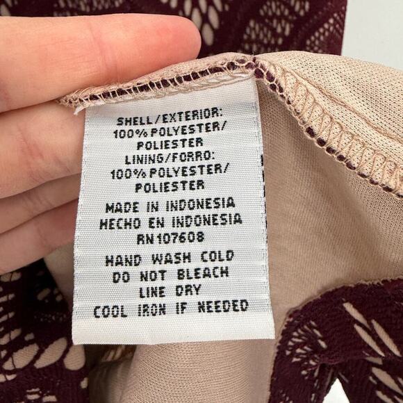 R&K Red Short Sleeve Neck Lined Career Shift Lace Dress Plus Size 14 - Picture 5 of 10